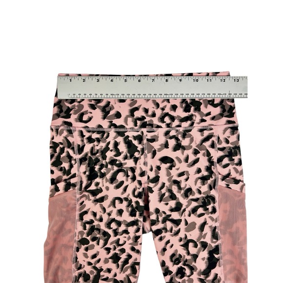 Fabletics PowerHold Mila High Waisted Capri Leggings Pockets Pink Leopard Small - Picture 4 of 7